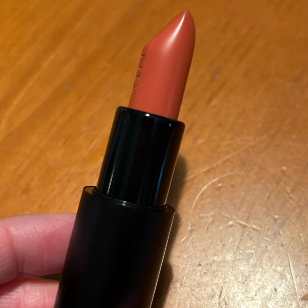 NARS Explicit Lipstick